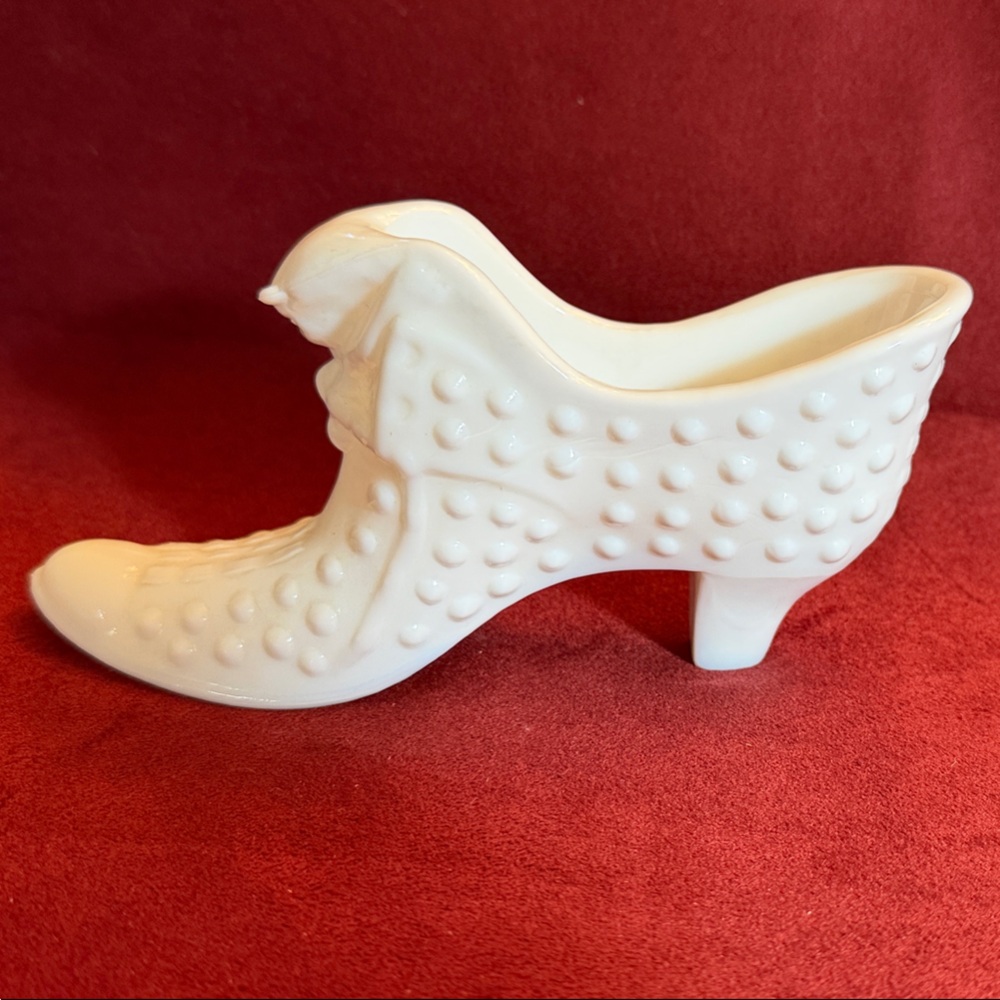 Fenton vintage milk glass hobnail shoe